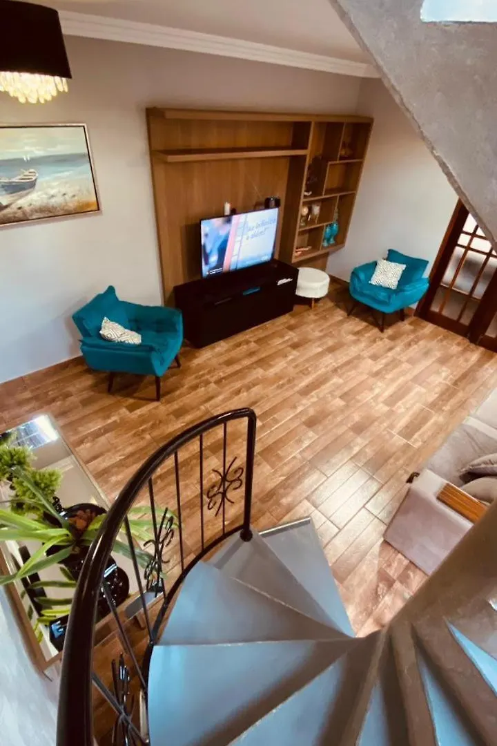 Casa De Ferias 850 M Da Praia Centro Bc Balneario Camboriu