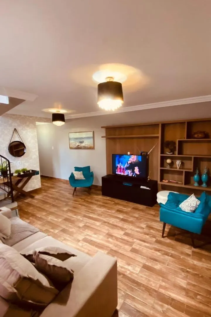 Casa De Ferias 850 M Da Praia Centro Bc Balneario Camboriu